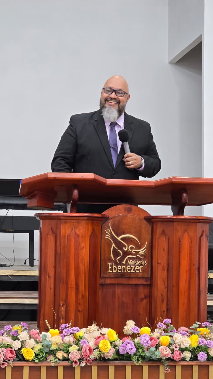 Pastor Alex Guerra